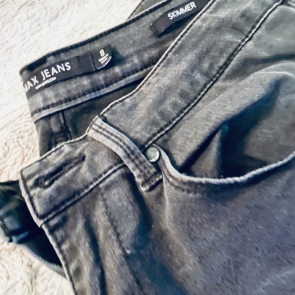 2 pair of Capri jeans womens 8 - Picture 12 of 12